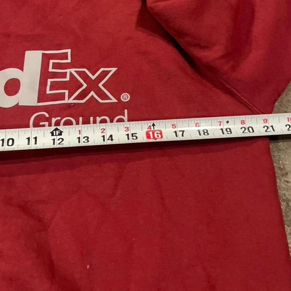 FedEx Ground crewneck sweatshirt Burgundy Red White Men’s Sz M - Picture 6 of 7